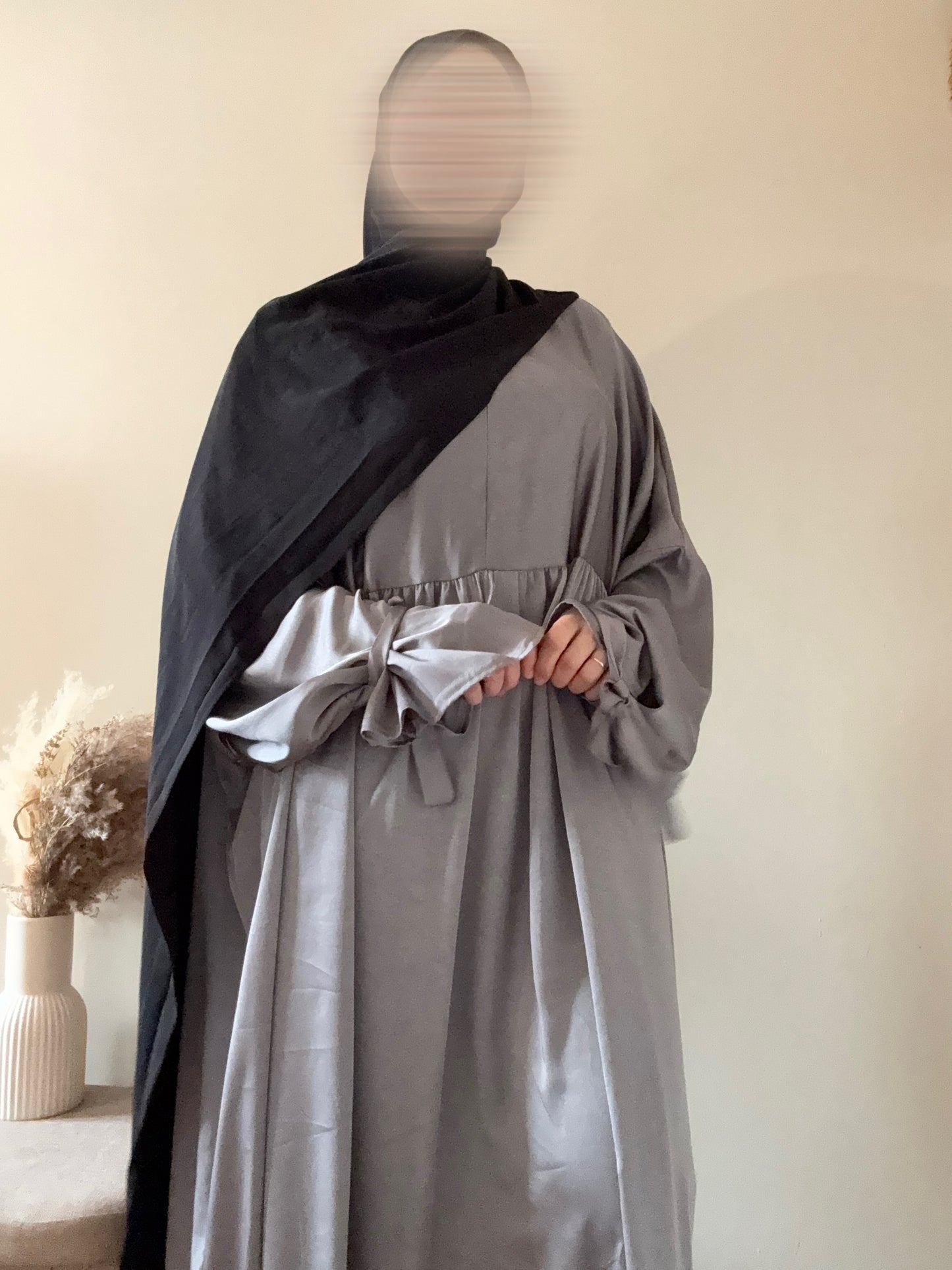 Abaya Esmaralda