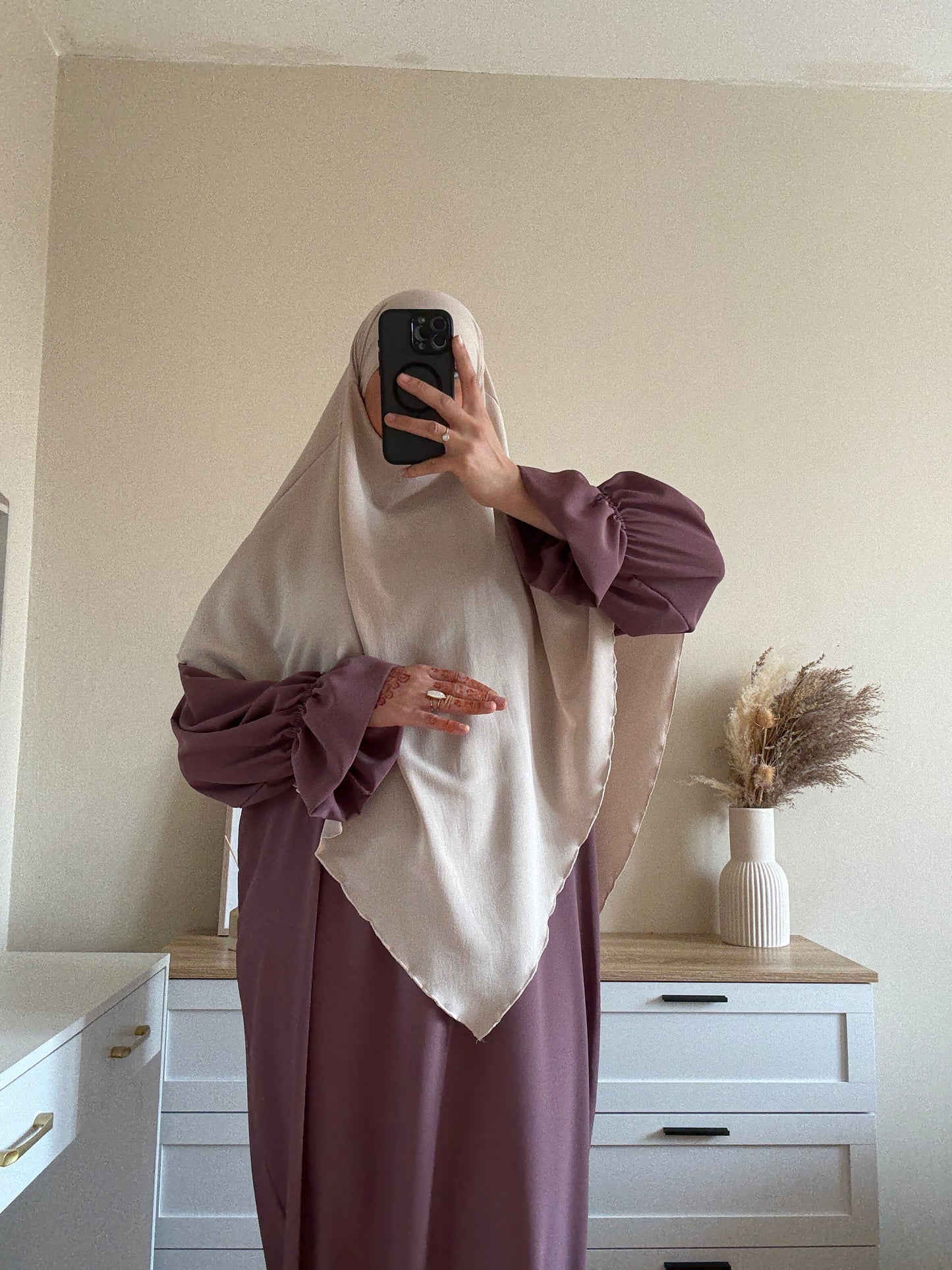 Abaya tulip silk from Medina