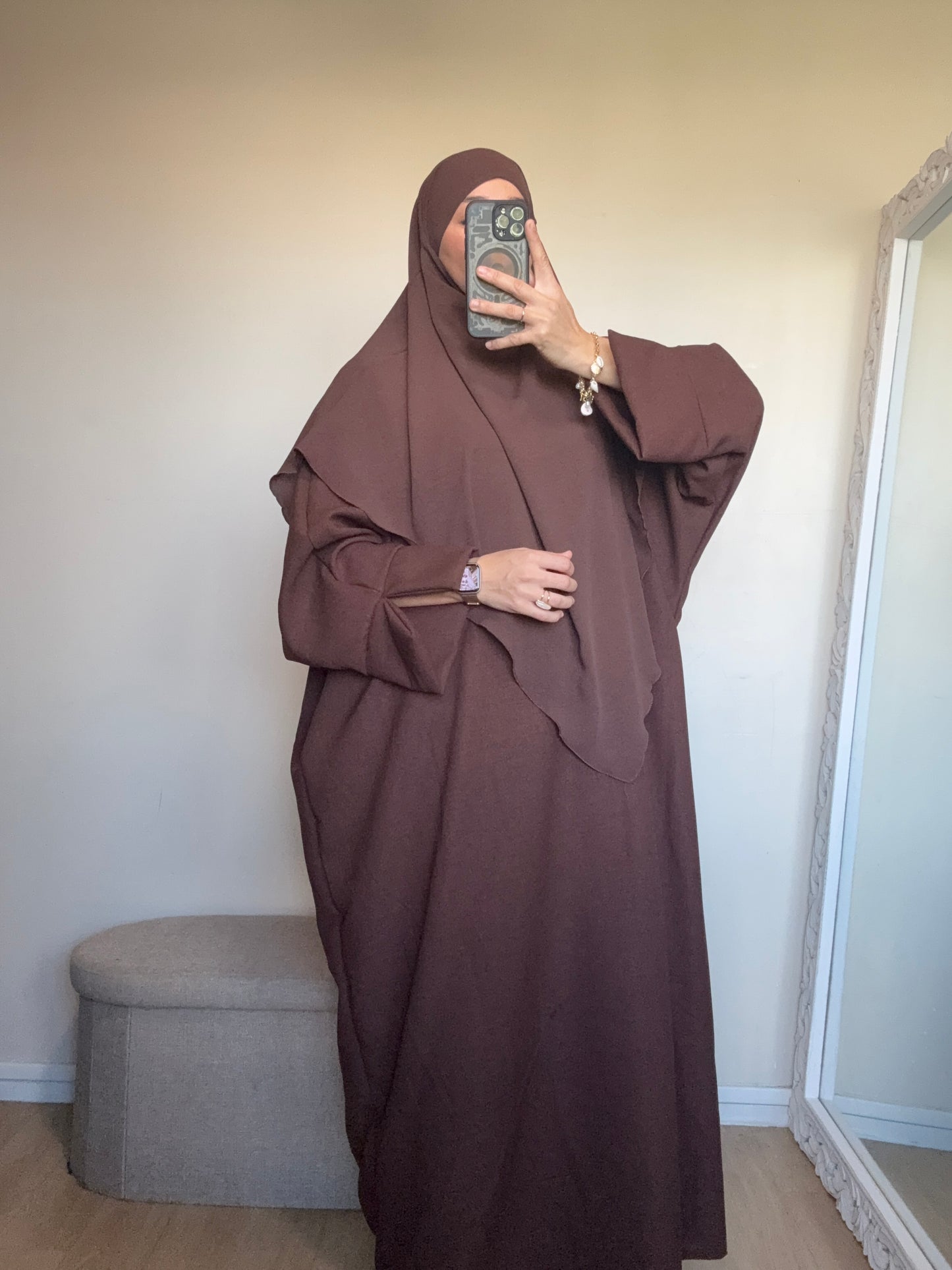 Abaya Zahra
