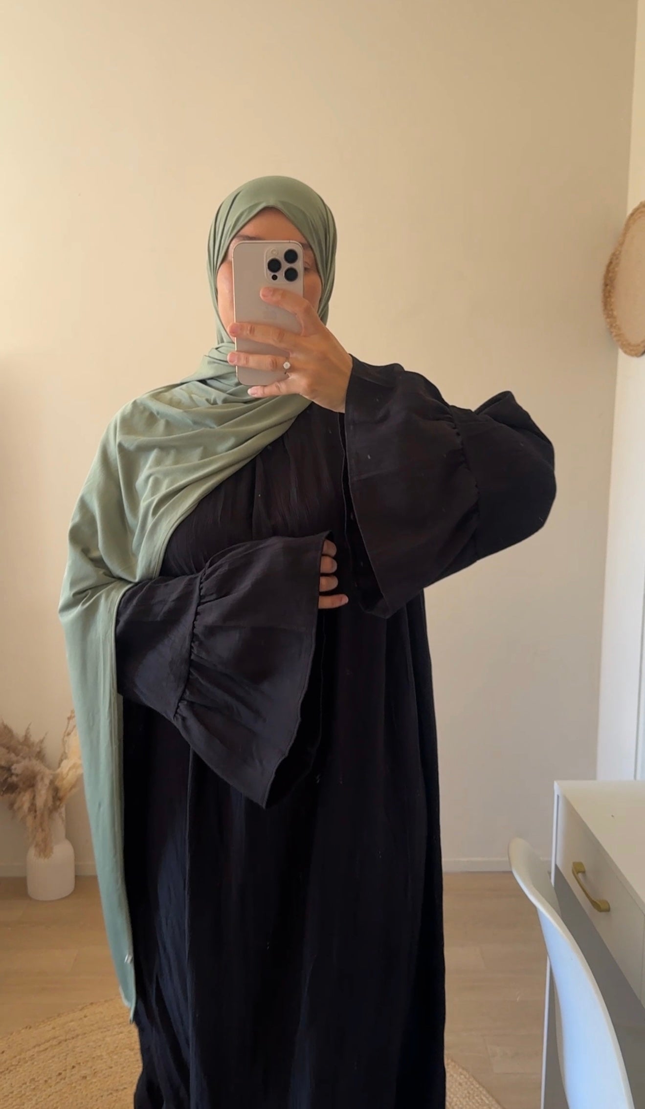 Abaya Sahra